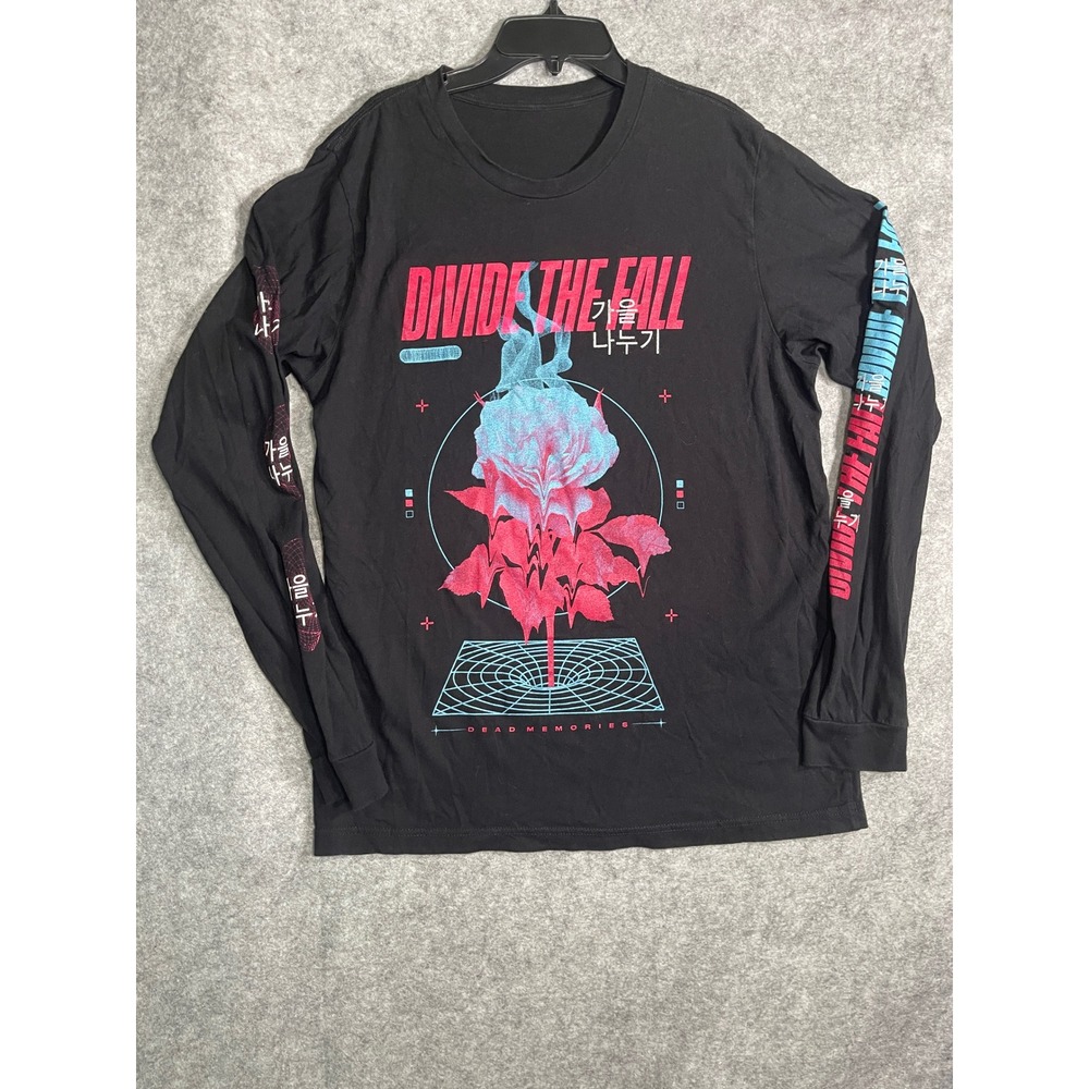 Divide The Fall Dead Memories Black Long Sleeve Graphic Band Tee Shirt Small